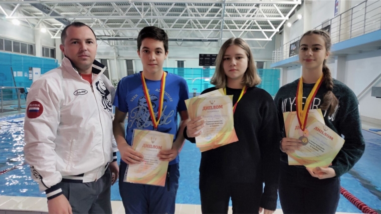 Об участии в чемпионате и первенстве Чувашской Республики по плаванию.