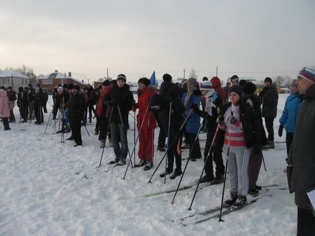 24.12.11 г. на лыжной трассе около АУ ДОД «ДЮСШ «Асамат» состоялись районные соревнования в лыжной эстафете среди команд Цивильского района в зачет спартакиады школьников.