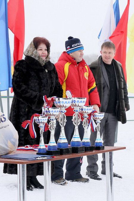 В субботу 24.12.11г. состоялось торжественное открытие хоккейной коробки АУ ДОД «ДЮСШ «Асамат».